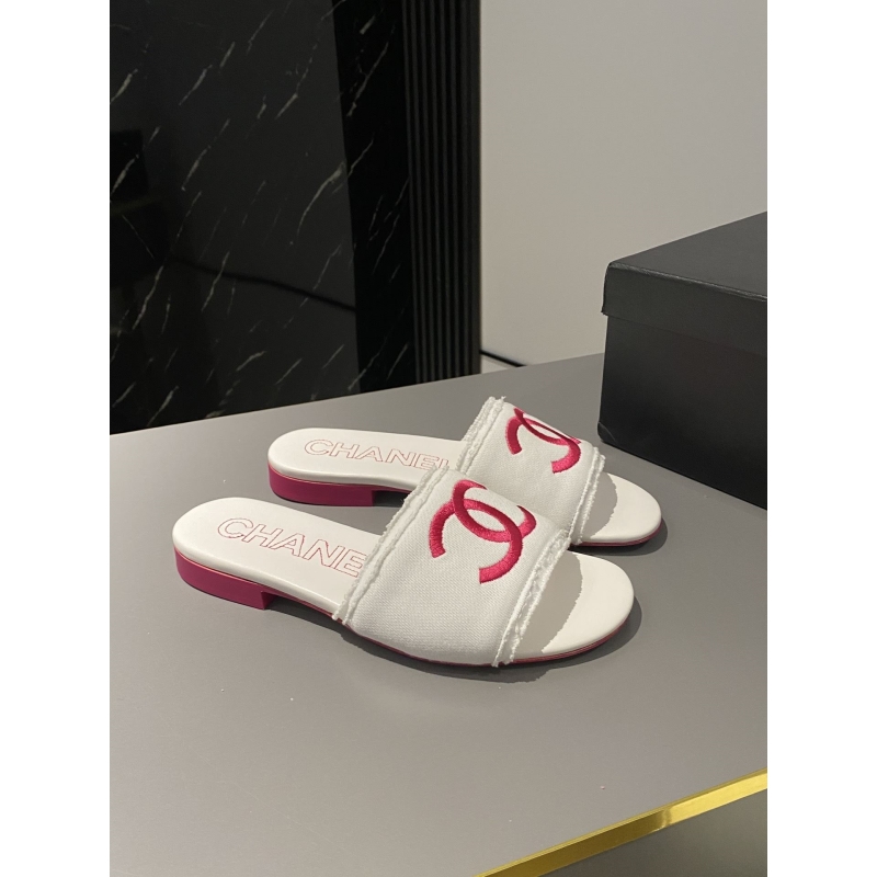 Ch*el slippers